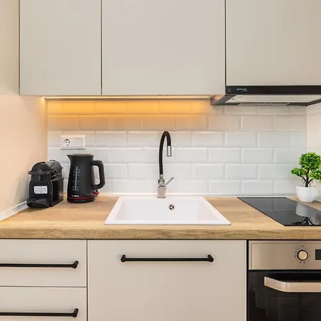 Διαμέρισμα View *